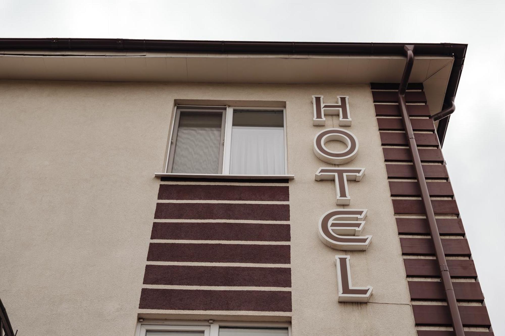 Comfort Hotel Kischinau Exterior foto